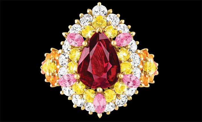 Anello oro giallo 750/1000, diamanti, rubini, zaffiri gialli, granati spessartite e zaffiri rosa