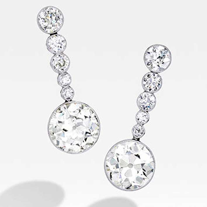Sotheby's: un paio di orecchini con diamanti in asta il 6 febbraio. Stima: 200-300mila dollari