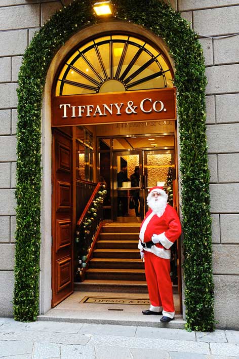La boutique Tiffany di via Spiga, a Milano