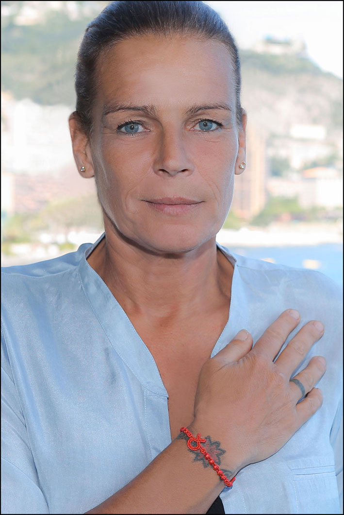 La Principessa Stephanie di Monaco con il braccialetto Cruciani C Fiocco Rosso