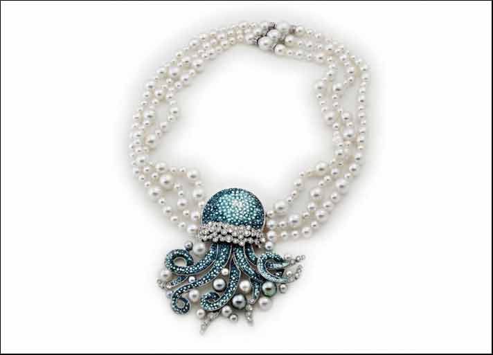 Sicis: collana Octopus in oro 18 carati, con 348 perle Akoya e Tahiti e diamanti