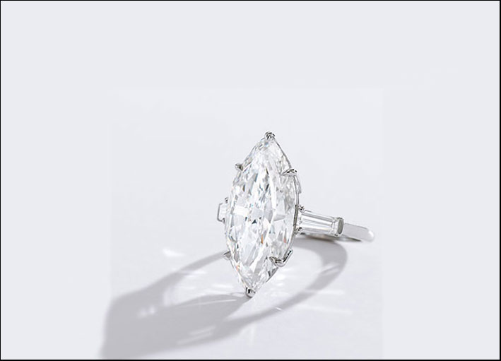 Anello di platino con diamante da 9,13 carati. Colore D, privo di inclusioni. Stima: 800mila -1 milione di dollari