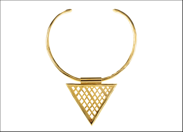 Jill Golden, girocollo con pendente triangolo in oro 14 carati