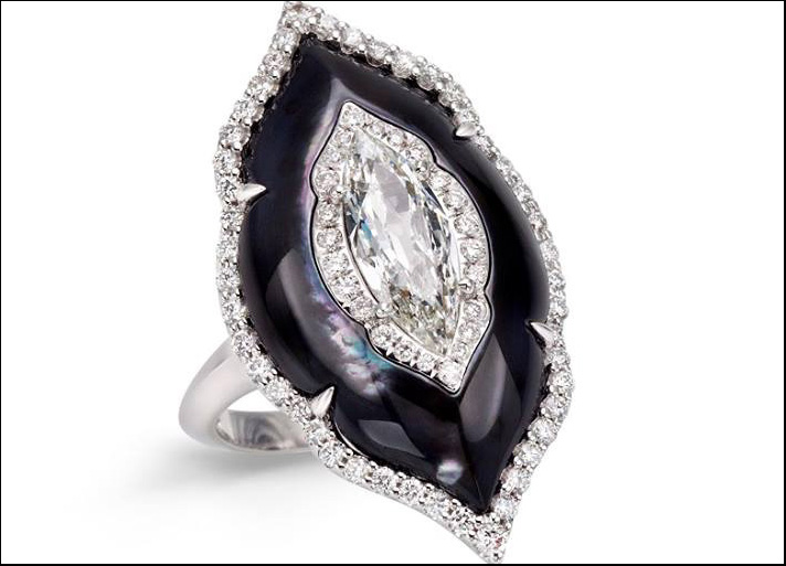 Bogh-Art, anello Art of Inlay con diamante bianco taglio marquise, doppio halo e onice