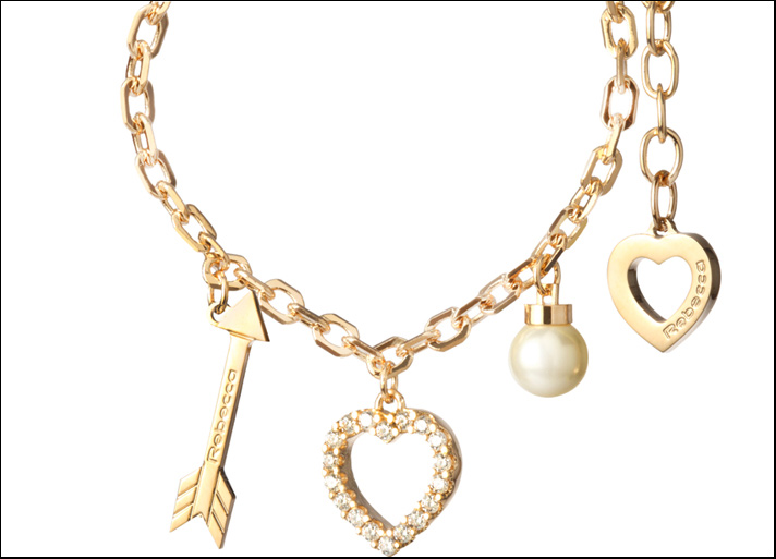 Trilogy MyWorld, bracciale in bronzo dorato con charm cuore in zirconi, perla, freccia e cuore liscio
