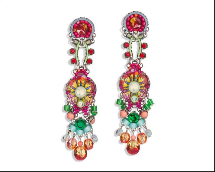 Classic Collection, orecchini con perline, jais e cristalli su sfondo ottone 