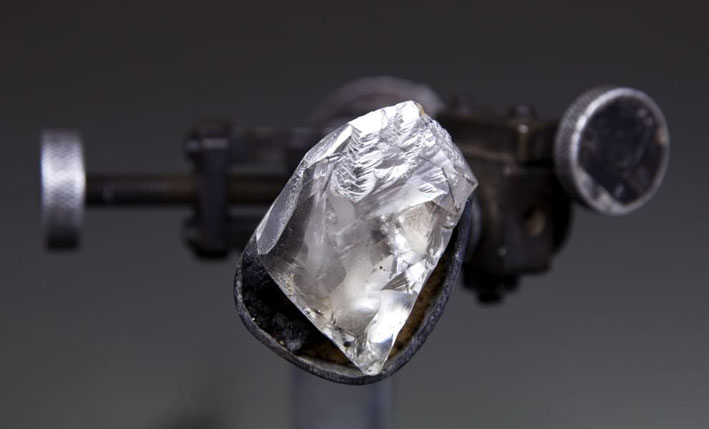 I diamante grezzo, prima del taglio attuale