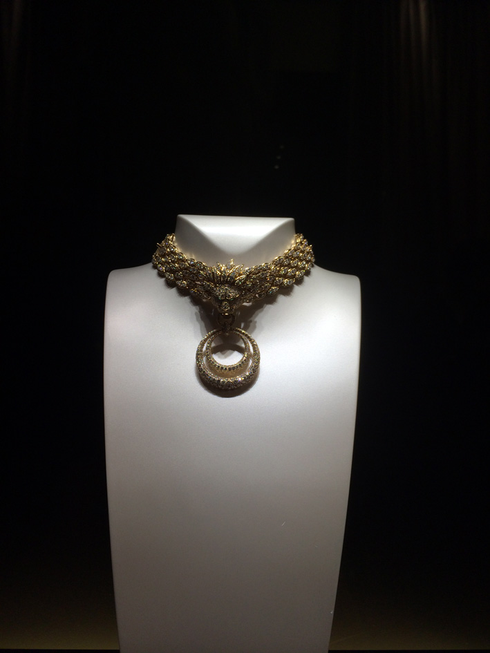 La collana per Liz Taylor di Van Cleef & Arpels