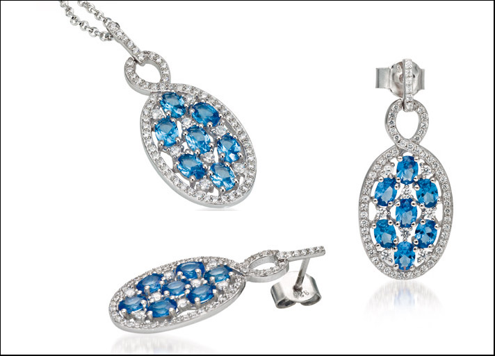 Ambrosia, orecchini e collana con pendente in argento con spinelli azzurri e zirconi taglio rotondo