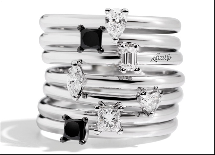 Tuxedo, anelli con diamanti bianchi in cinque diversi tagli e diamante nero taglio princess, ossia ottagonale
