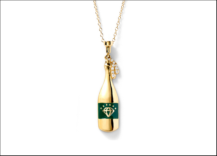 Decadence Collection, pendente Pop champagne in oro 14 carati e smalto verde. Prezzo: 1.795 dollari