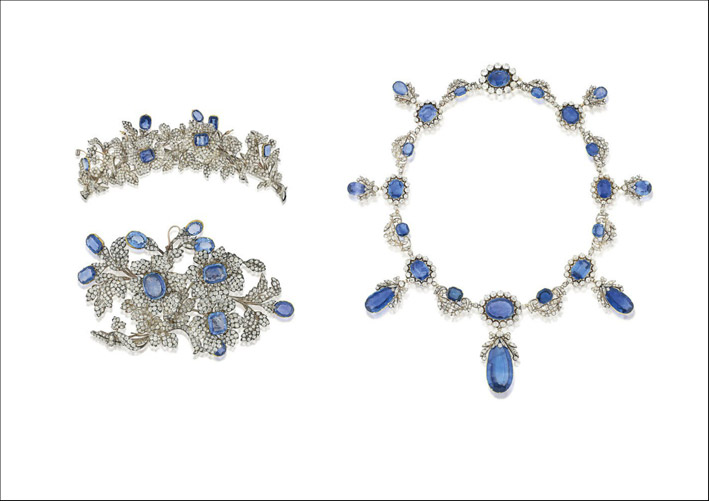 Tiara e collana dell'Ottocento, di zaffiri e diamanti