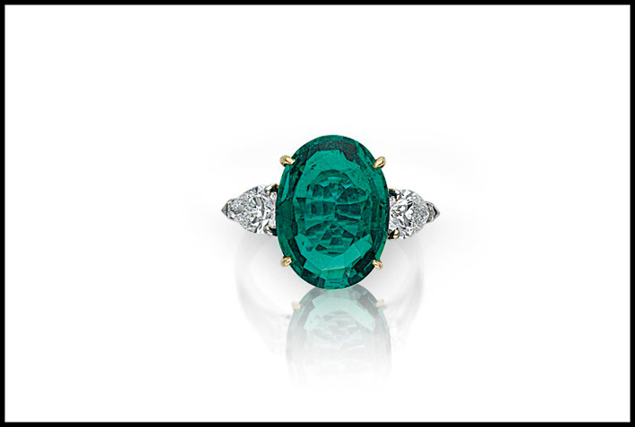 Anello con smeraldo colombiano da 7,27 carati