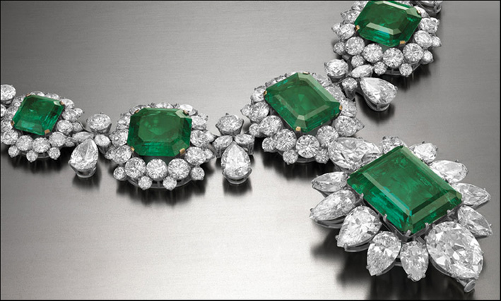 Collana di smeraldi e diamanti appartenuta a Liz Taylor
