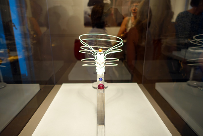 Cesari e Rinaldi, prototipo di collana in 3D con tre pietre: rubellite, tanzanite, granato mandarino