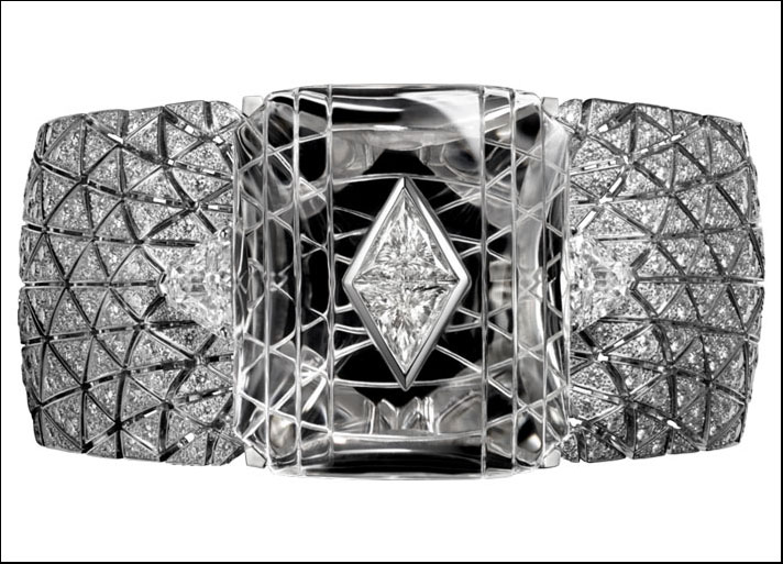 Étourdissant Cartier, bracciale Romanov in platino nella versione con il cristallo di rocca 