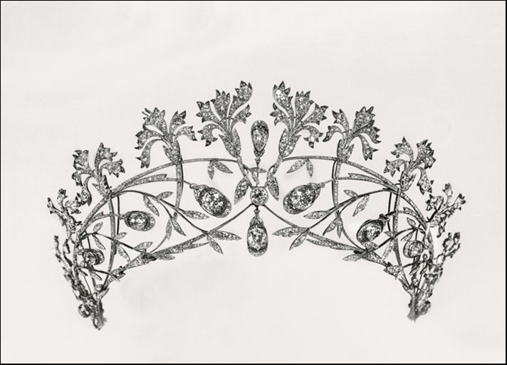 Chaumet, diadema con motivi a foglia del 1907