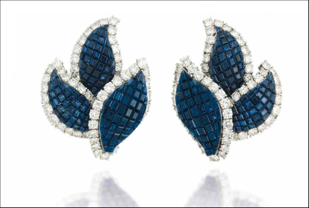 Un paio di orecchini con zaffiri e diamanti di Van Cleef & Arpels. Stima: fino a 305mila dollari