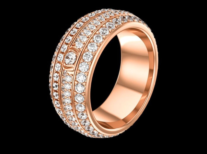 Anello Possession. È composto da due anelli asimmetrici in oro rosa che possono girare liberamente fianco a fianco. Prezzo: da 15.300 euro