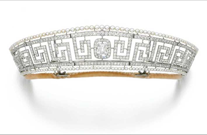 Tiara di diamanti, firmata Cartier, datata intorno al 1909, venduta per 799mila dollari, sopravvissuta al naufragio del Lusitania