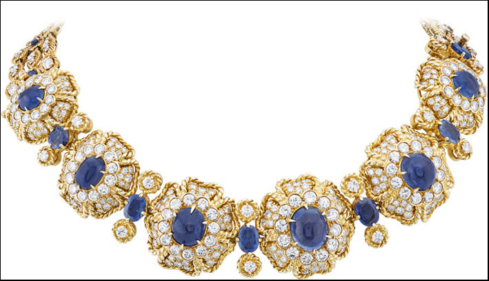 Collana di Van Cleef & Arpels in oro con zaffiri e diamanti