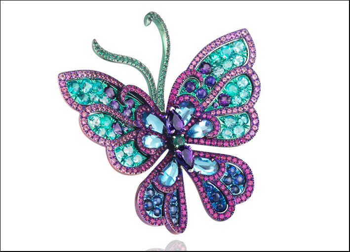 Chopard Haute Joaillerie, la spilla staccabile a forma di farfalla