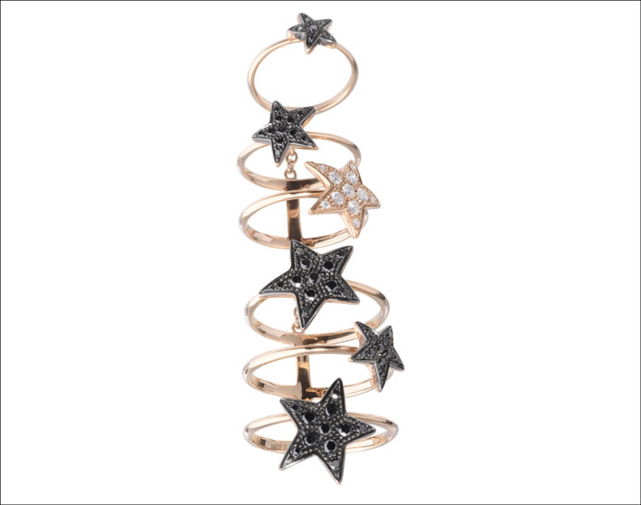 Collezione Etoiles, anello a 6 stelle in oro rosa con diamanti neri e  bianchi