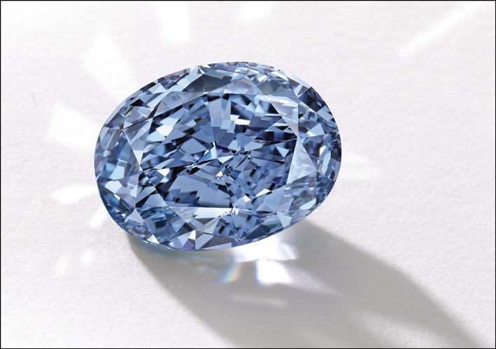 Il De Beers Millennium, diamante ovale di 10.10 carati Fancy Vivid Blue
