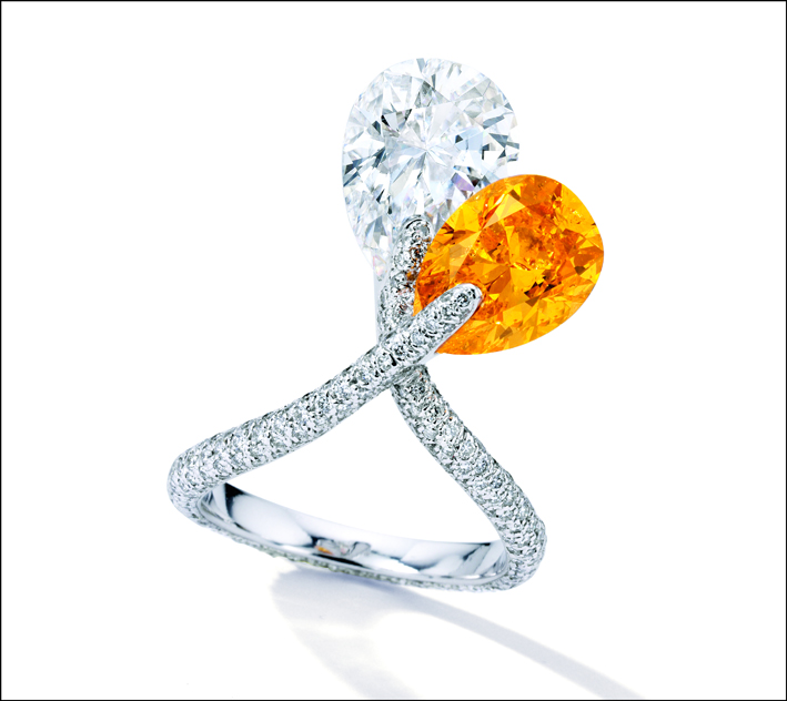 Anello con un Fancy Vivid Orange Diamond. Venduto per 2,4 milioni di dollari