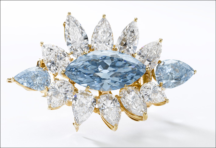 Spilla di diamanti blu, firmata Alexandre Reza. Venduta per 13,345 milioni di franchi