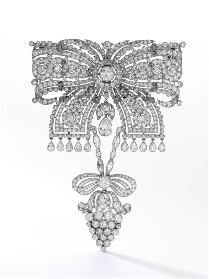 Spilla di diamanti, Cartier 1911. Ventuta per 310.000 franchi