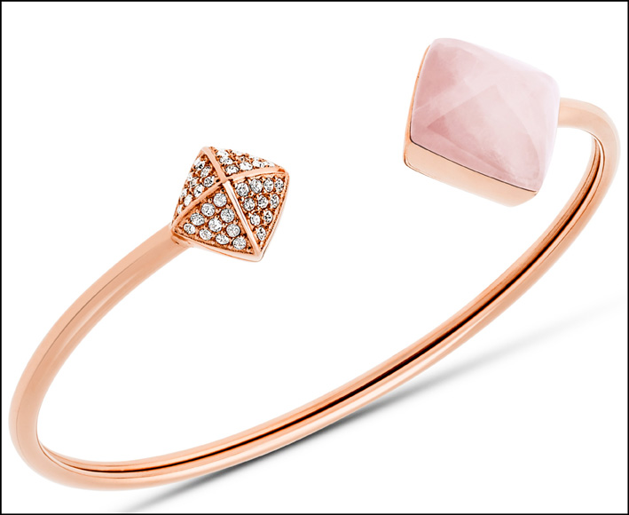 Bangle in acciaio Rose Gold IP con quarzo rosa e cristalli. Prezzo: 119 euro