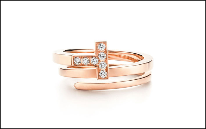 Collezione T, anello in oro rosa e diamanti