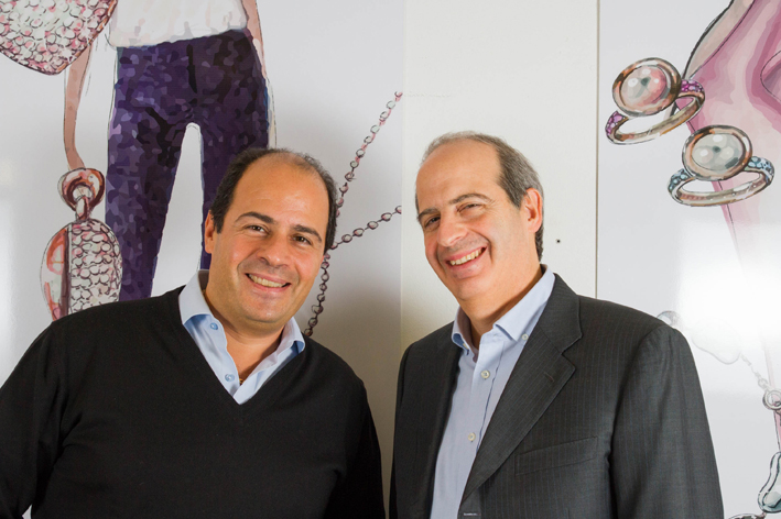 Moshe (a sinistra) e Albert Mouhadab, rispettivamente anima commerciale e creativa di Bronzallure Milano