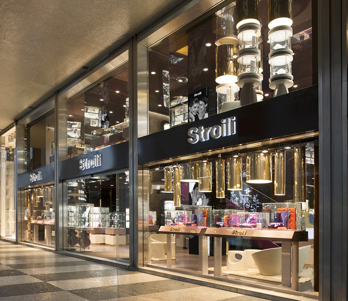 Il flagship store Stroili Oro a Milano