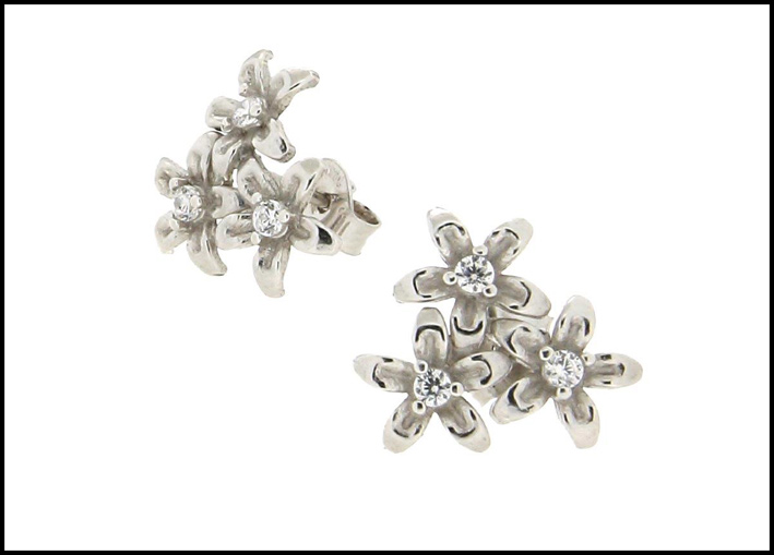 Orecchini in argento, perle Swarovski e zirconi