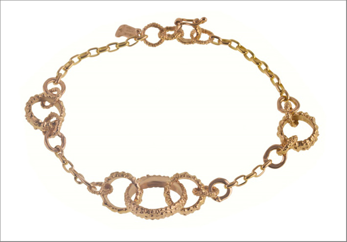 Riccio bracelet; 18kt rose gold gr. 11,00. Prezzo: 3.000 euro