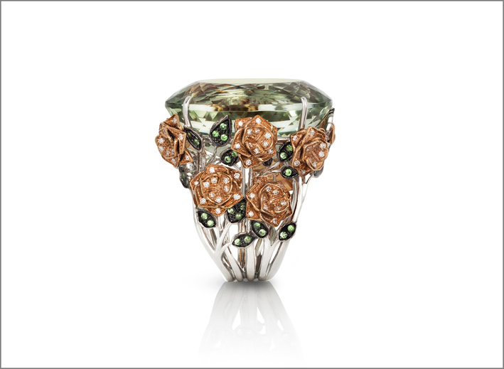 Unique piece in white, red and black gold with diamonds, prasiolite and natural green garnet