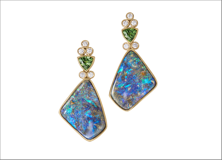 Opals earrings