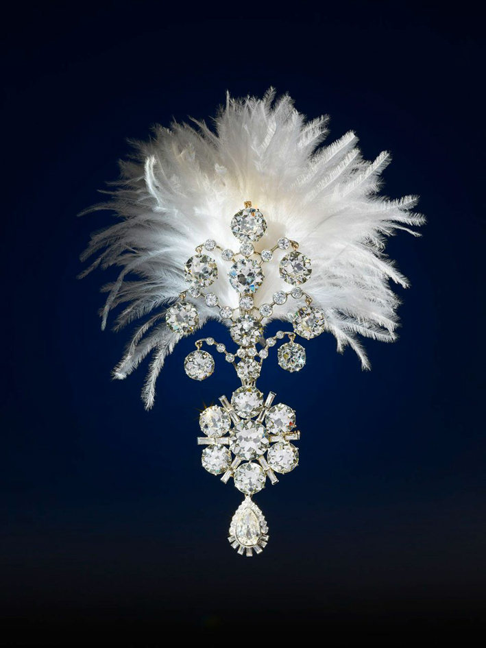 Collezione Al Thani, spilla per turbante con perle e diamanti