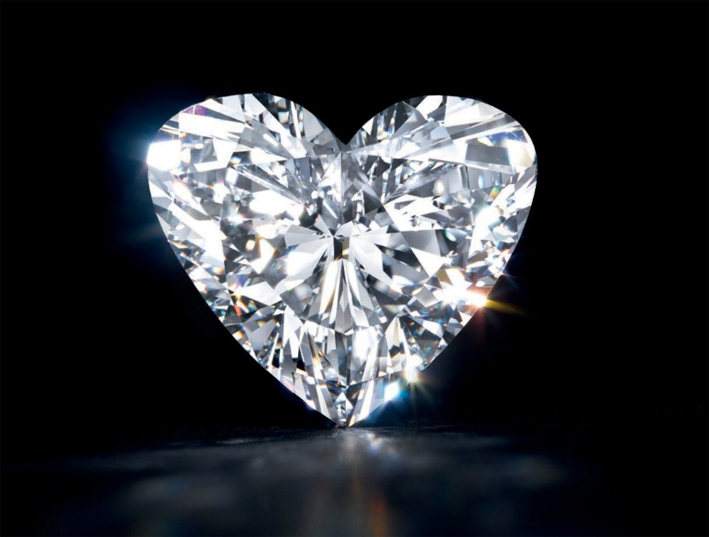 Diamante taglio a cuore di 15,87 carati