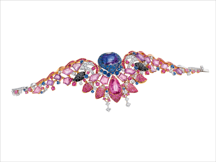 Le Glissement du Flamant, bracciale con diamanti, zaffiri rosa e blu