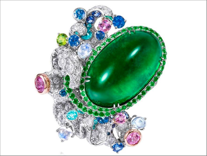 Anello Sirens Aria, con uno smeraldo da oltre 20 carati