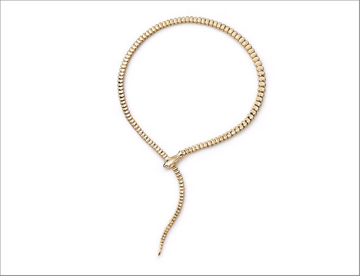 Tiffany, collana in oro Snake di Elsa Peretti. Prezzo: 14.600 euro