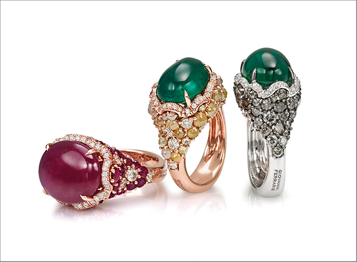 Collezione Vanity, anelli in oro rosa con diamanti, rubino o smeraldi cabochon