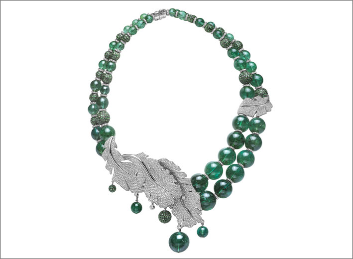 Fei Liu, collana con 45 sfere di tormalina verde e diamanti