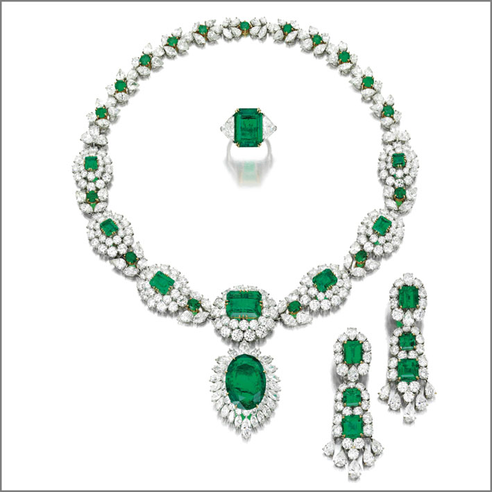 Parure di Van Ckeef & Arpels in diamanti e smeraldi