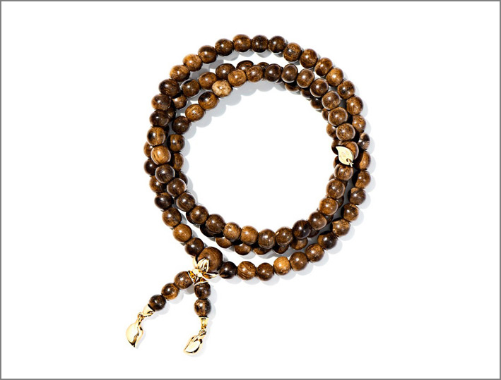 Collezione India, collana-bracciale in oro e snakewood. Prezzo: 1290 euro