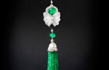 Brafa13 Leysen Pendente in stile Art Deco con smeraldi colombiani cristallo di rocca e diamanti
