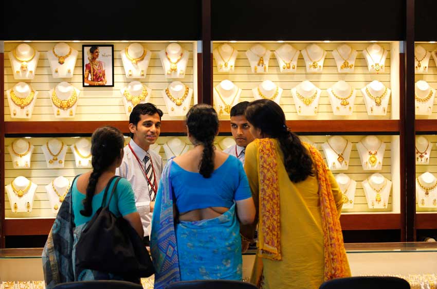 Una gioielleria indiana a Jaipur, in India